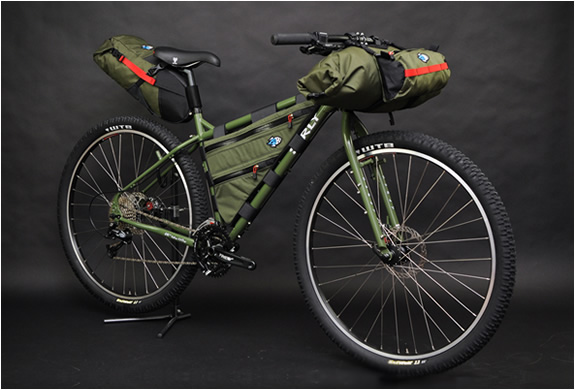 porcelain-rocket-bicycle-bags.jpg