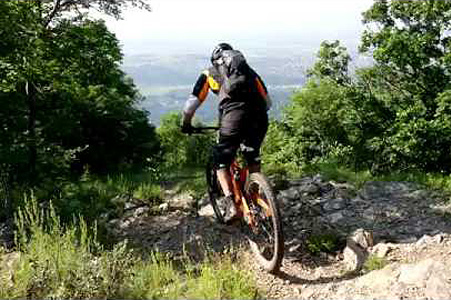 video-2017_iztreshteam-mtb-vacations-bulgaria_title.jpg