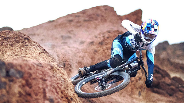 video-2017_red-bull-bike-rewind_pic.jpg