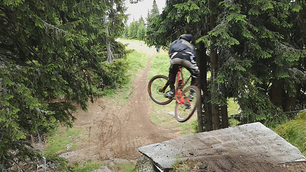 video-2018_pamporovo-bike-fest-kiril-naidenov_pic.jpg