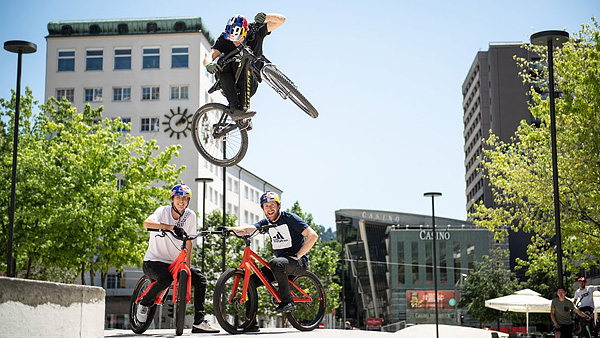 video-2019_street-riding-innsbruck_pic.jpg